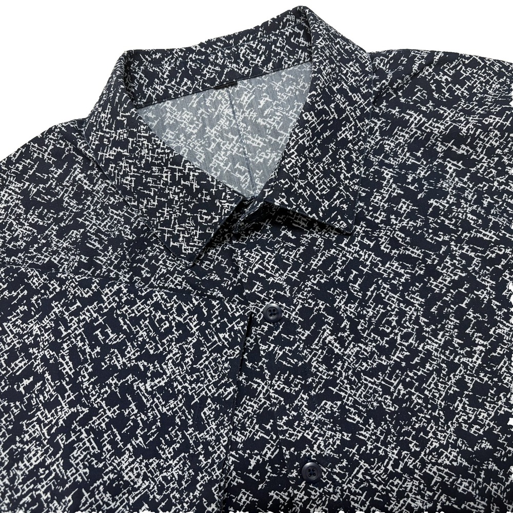 Lululemon Shirt Short Sleeve Button Up Navy Blue Geometric Stretch Mens (~L?)